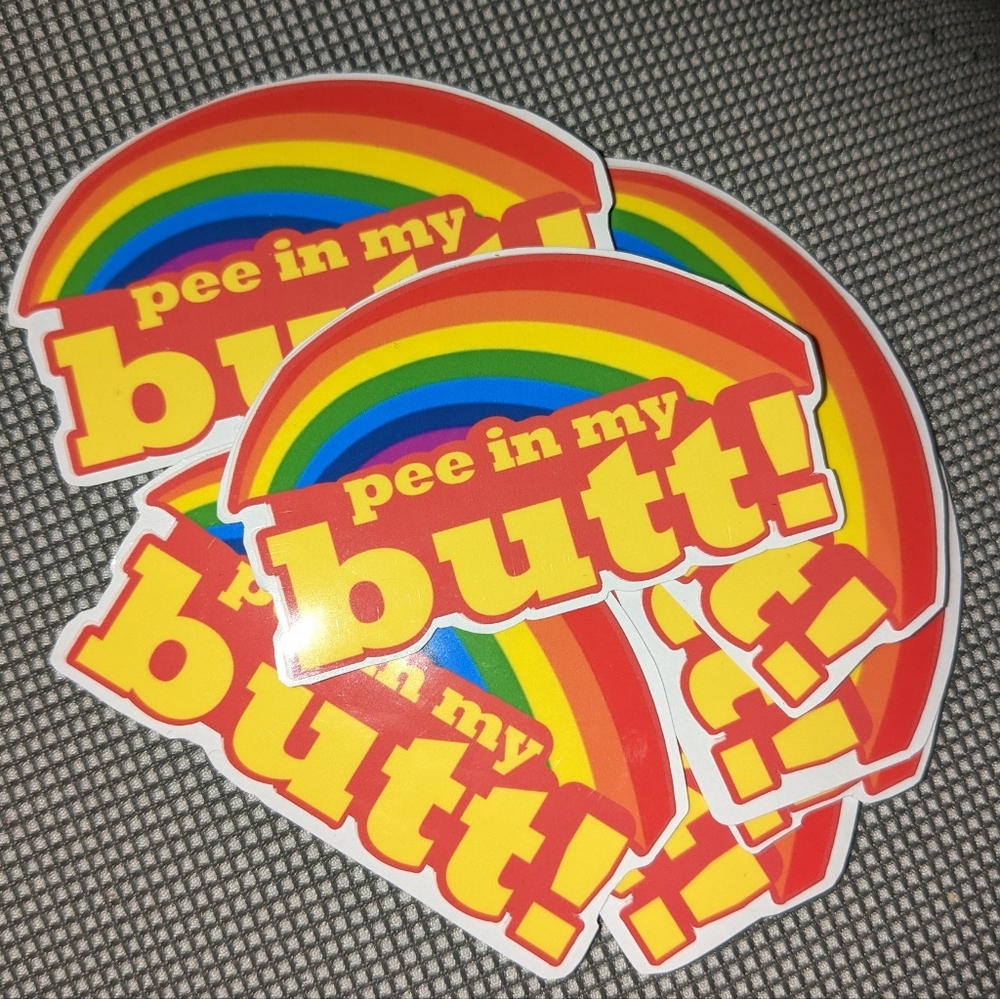 1 x Pee in my Butt! Rainbow Vinyl Sticker